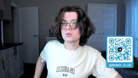 Snapshot of derek_shameless chatting on 25, 4, 2026 Derek online show from 25, 4, 2026