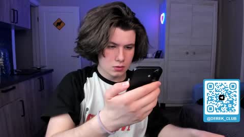 Snapshot of derek_shameless chatting on 12, 5, 2026 Derek online show from 12, 5, 2026
