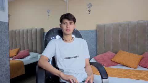 derek_sinn online show from 8, 2, 2026