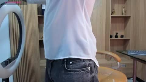 Snapshot of derek_voss chatting on 1, 6, 2026 derek_voss online show from 1, 6, 2026