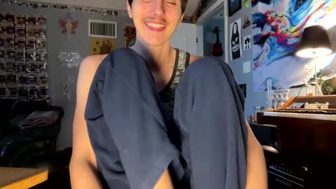 derekdings online show from 22, 10, 2025