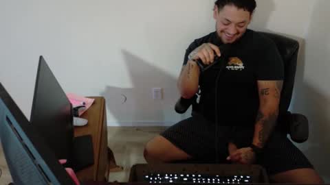 desertadventurer25 online show from 5, 2, 2026