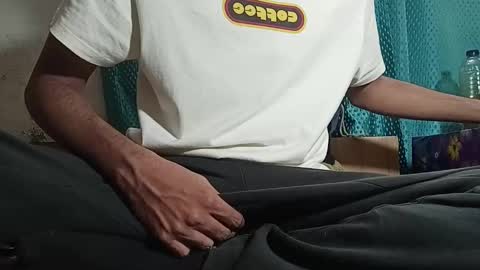 Snapshot of desi_boy799417 chatting on 11, 2, 2025 desi_boy799417 online show from 11, 2, 2025