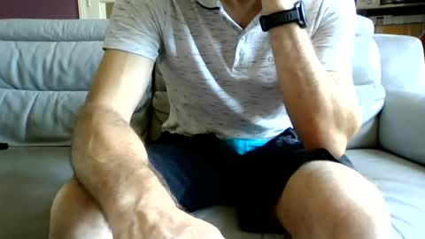 Mika online show from 26, 6, 2026