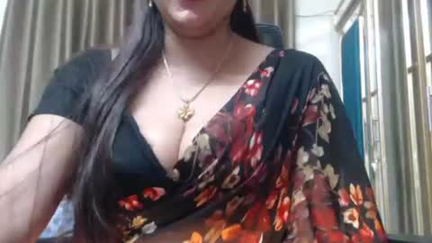 Snapshot of desimaisa130 chatting on 5, 12, 2024 Maisa online show from 5, 12, 2024