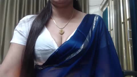 Snapshot of desimaisa130 chatting on 8, 12, 2024 Maisa online show from 8, 12, 2024