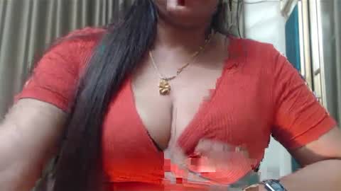 Snapshot of desimaisa130 chatting on 23, 12, 2024 Maisa online show from 23, 12, 2024