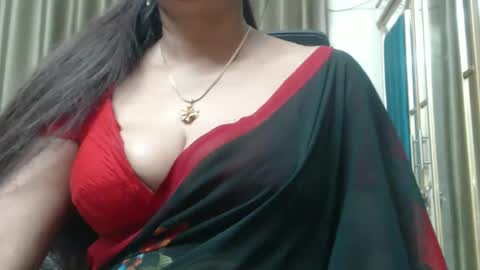 Snapshot of desimaisa130 chatting on 26, 12, 2024 Maisa online show from 26, 12, 2024