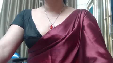 Snapshot of desimaisa130 chatting on 30, 12, 2024 Maisa online show from 30, 12, 2024