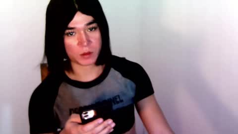 Snapshot of desirable_lorinexx chatting on 4, 12, 2024 LORINE online show from 4, 12, 2024