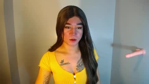 Snapshot of desirable_lorinexx chatting on 25, 12, 2024 LORINE online show from 25, 12, 2024
