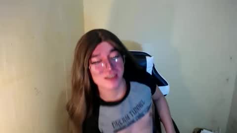Snapshot of desirable_lorinexx chatting on 15, 1, 2025 LORINE online show from 15, 1, 2025