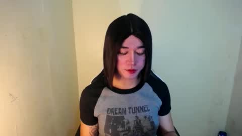 Snapshot of desirable_lorinexx chatting on 12, 2, 2025 LORINE online show from 12, 2, 2025