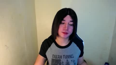 Snapshot of desirable_lorinexx chatting on 12, 2, 2025 LORINE online show from 12, 2, 2025