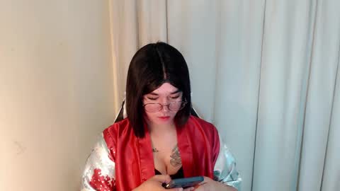 Snapshot of desirable_lorinexx chatting on 5, 3, 2025 LORINE online show from 5, 3, 2025