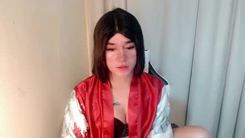 Snapshot of desirable_lorinexx chatting on 5, 3, 2025 LORINE online show from 5, 3, 2025