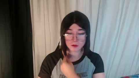 Snapshot of desirable_lorinexx chatting on 10, 3, 2025 LORINE online show from 10, 3, 2025