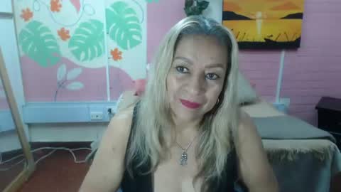 Snapshot of desire_latin chatting on 19, 6, 2026 VALERIA online show from 19, 6, 2026