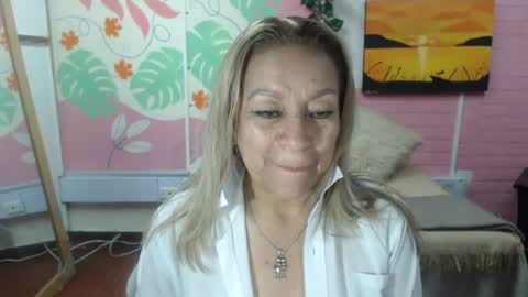 Snapshot of desire_latin chatting on 1, 7, 2026 VALERIA online show from 1, 7, 2026