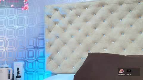 Sara Desire online show from 8, 2, 2025