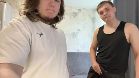 desiredude9 online show from 4, 6, 2026