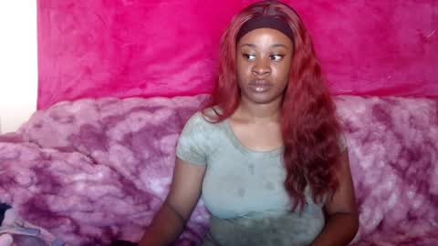 Snapshot of desireeafterdark chatting on 28, 12, 2024 desireeafterdark online show from 28, 12, 2024