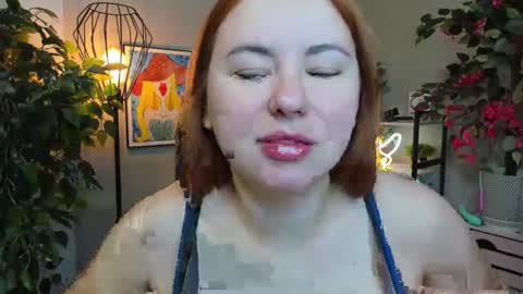 LAYLA online show from 4, 10, 2025