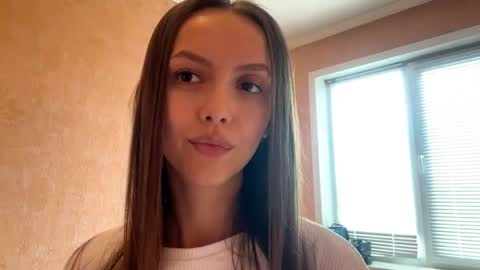 Ksenia online show from 15, 4, 2026
