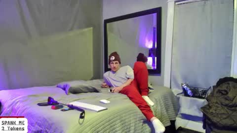 Snapshot of desiriabledesiri chatting on 22, 12, 2024 Ryley Rydes online show from 22, 12, 2024