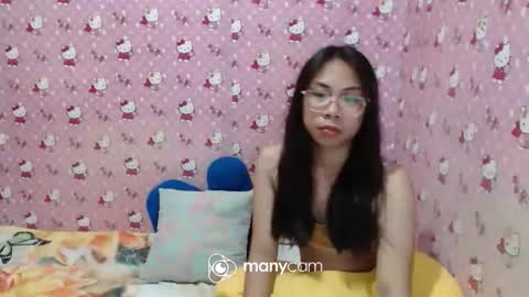 Snapshot of desiring4u chatting on 15, 5, 2026 Lovie online show from 15, 5, 2026