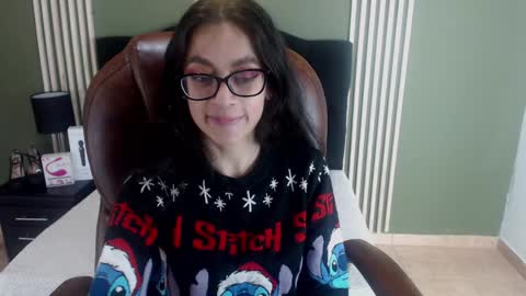 Snapshot of desiring__angel chatting on 24, 12, 2024 Desiring Angel online show from 24, 12, 2024