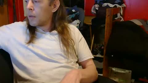 Snapshot of desolation2012 chatting on 5, 4, 2026 desolation2012 online show from 5, 4, 2026