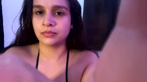 Snapshot of dessiiibabbyyy chatting on 15, 9, 2025 dessiiibabbyyy online show from 15, 9, 2025