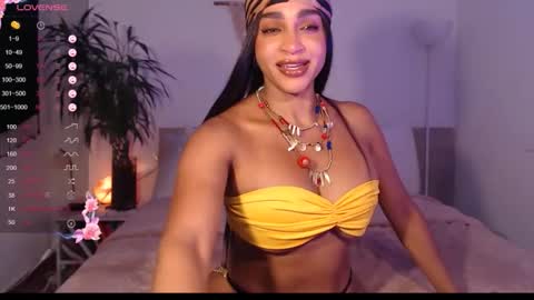 Snapshot of destinnemil chatting on 16, 4, 2026 Destinne Mill online show from 16, 4, 2026