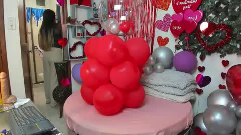 Snapshot of destinyhills_ chatting on 28, 2, 2026 Destiny online show from 28, 2, 2026