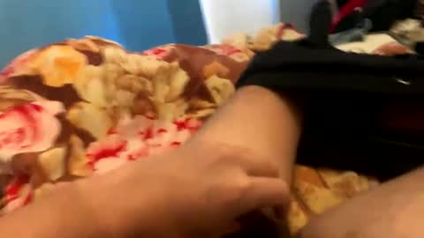 Snapshot of destrosandotelculo chatting on 13, 10, 2025 destrosandotelculo online show from 13, 10, 2025