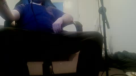 Snapshot of destroyingunit chatting on 17, 6, 2026 destroyingunit online show from 17, 6, 2026