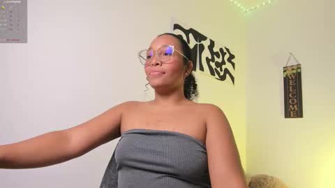 Snapshot of desty_y chatting on 21, 9, 2025 desty_y online show from 21, 9, 2025