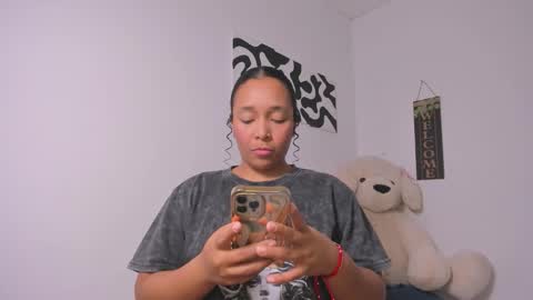 Snapshot of desty_y chatting on 22, 2, 2026 desty_y online show from 22, 2, 2026