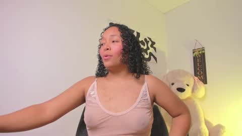 Snapshot of desty_y chatting on 4, 3, 2026 desty_y online show from 4, 3, 2026