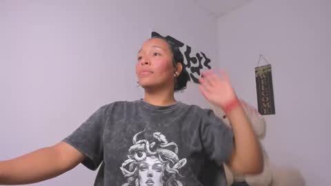 Snapshot of desty_y chatting on 11, 3, 2026 desty_y online show from 11, 3, 2026