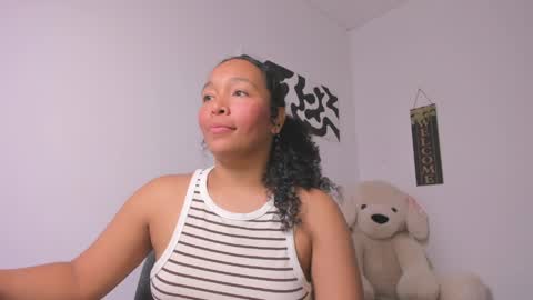Snapshot of desty_y chatting on 7, 4, 2026 desty_y online show from 7, 4, 2026