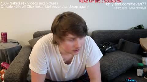 Snapshot of devantheplug chatting on 10, 3, 2025 Devan online show from 10, 3, 2025