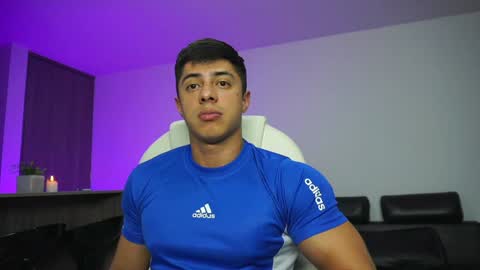 Snapshot of devin_hunter chatting on 16, 12, 2024 Devin Hunter online show from 16, 12, 2024