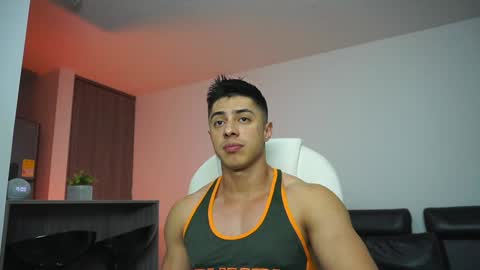 Snapshot of devin_hunter chatting on 19, 12, 2024 Devin Hunter online show from 19, 12, 2024