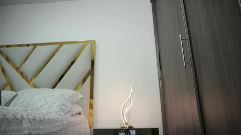 Snapshot of devin_hunter chatting on 30, 9, 2025 Devin Hunter online show from 30, 9, 2025