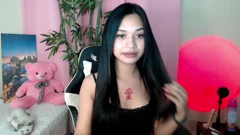 Devine Greyson online show from 1, 2, 2025