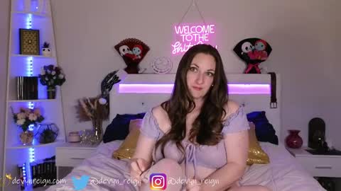 Devyn Reign online show from 17, 5, 2026
