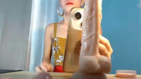 Snapshot of dexie121698 chatting on 6, 2, 2025 dexie121698 online show from 6, 2, 2025