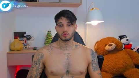 JULIAN online show from 13, 12, 2024